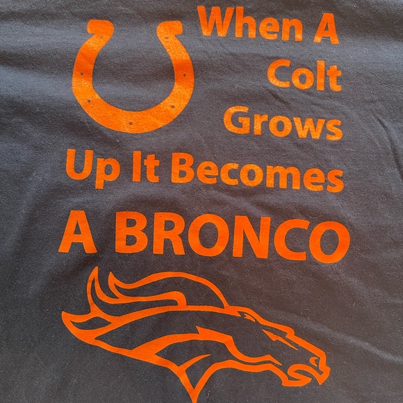 🇺🇸DENVER BRONCOS SHORT SLEEVE SHIRT - Picture 2 of 11
